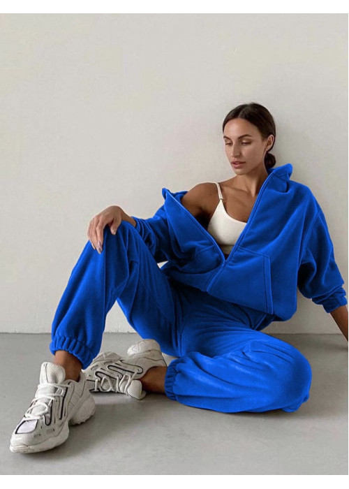 Спортивний костюм Спортивний костюм