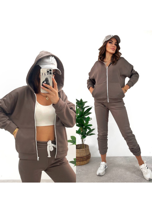 Спортивний костюм Спортивний костюм